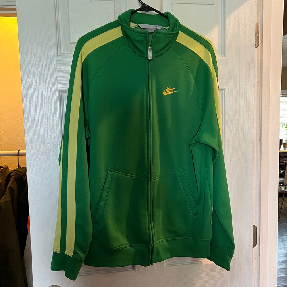 NIKE Track Suit